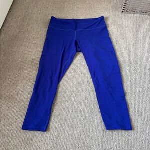 Splits 59 Bright blue cropped leggings